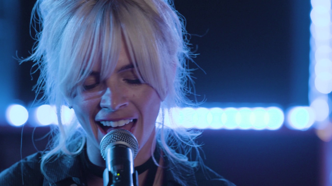 Lauriana Mae - Different // YouTube Music Foundry