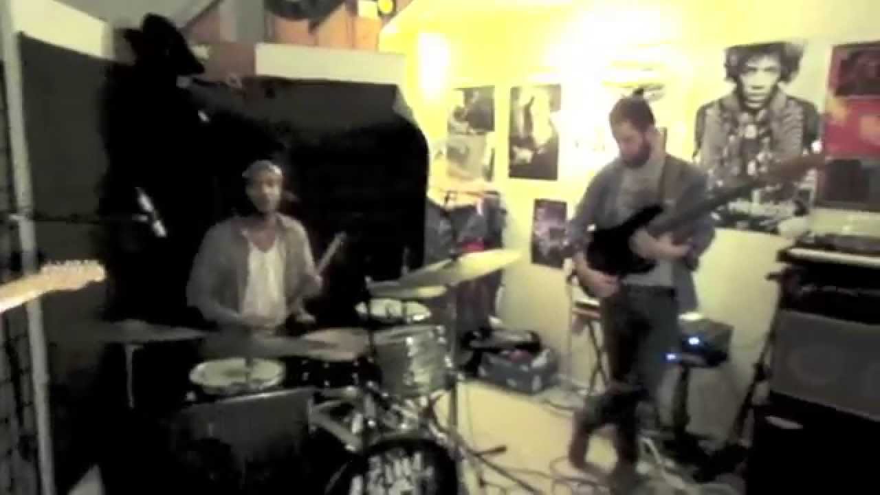 Butcher Brown - Sticky July (Live)