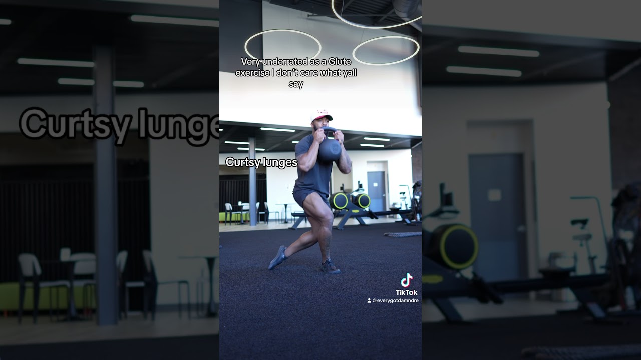 Curtsy Lunges