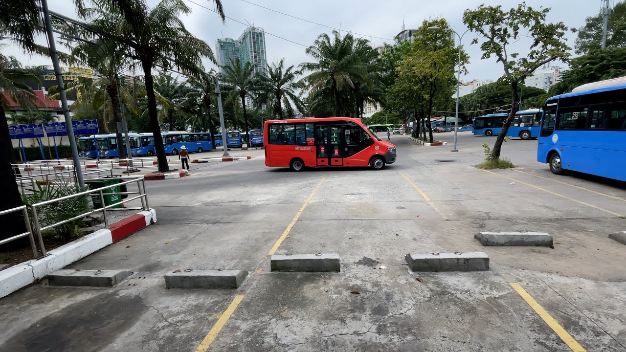 District 1 public bus 109 to Ho Chi Minh Airport Vietnam