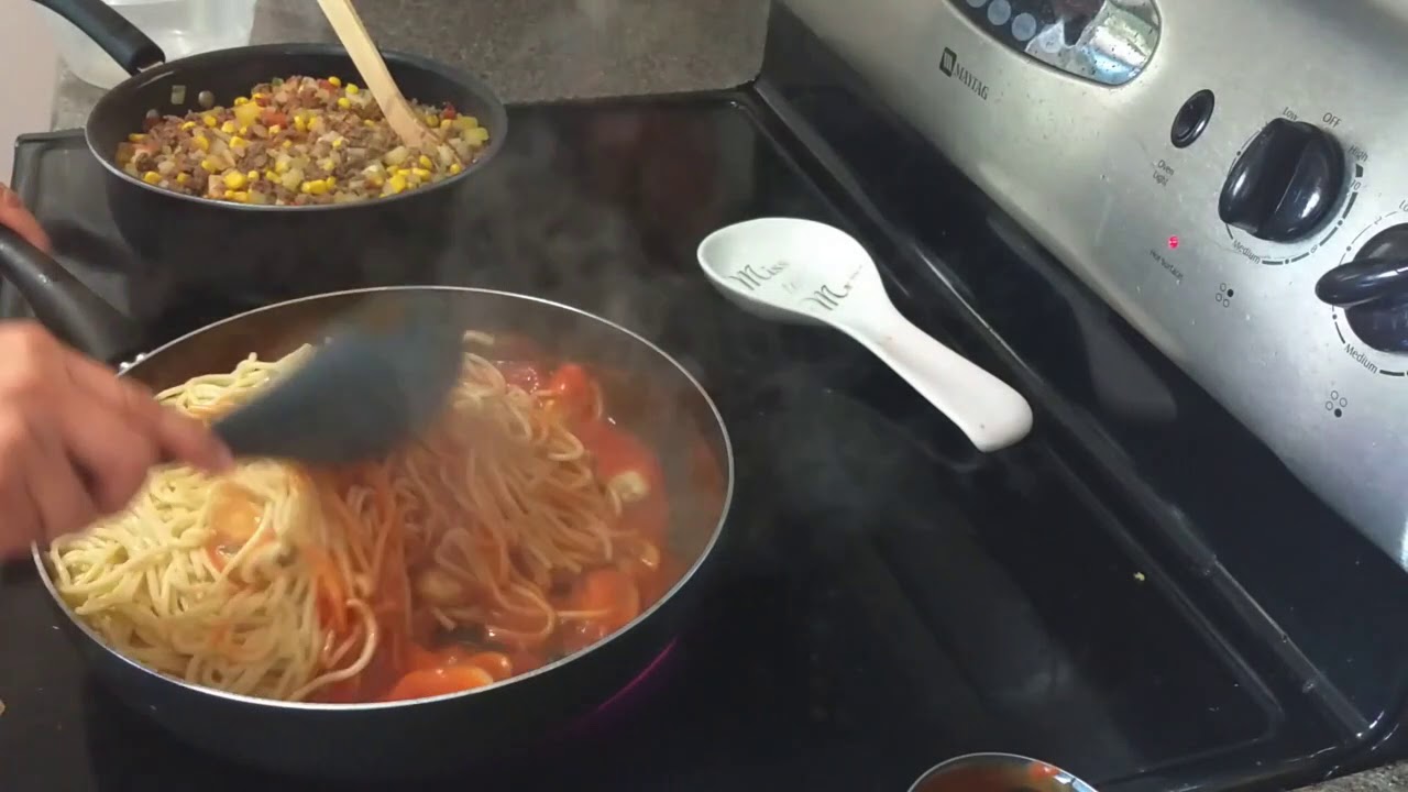 Espagueti Rojo con Champinones