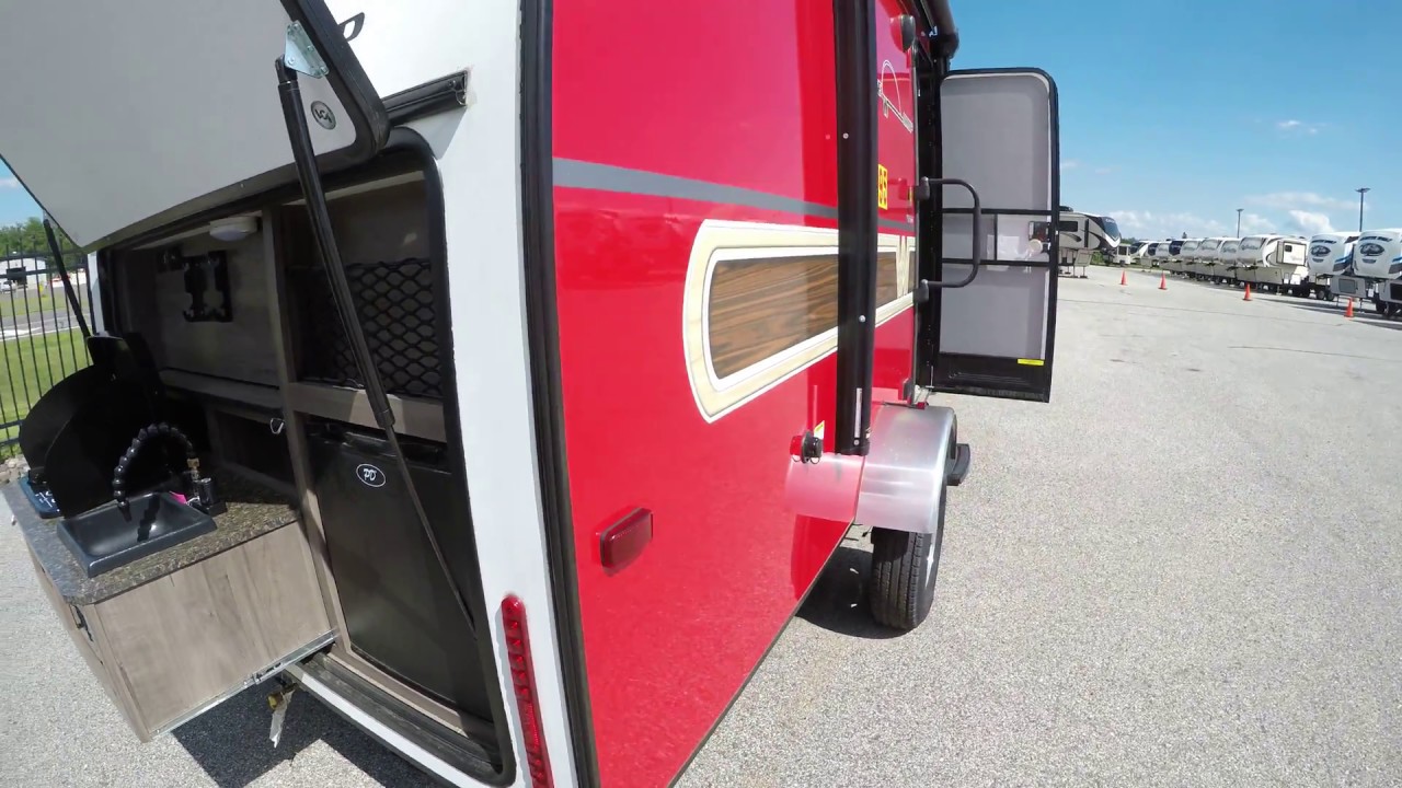 2018 Winnebago Winnie Drop 170K Travel Trailer with Outside Kitchen!