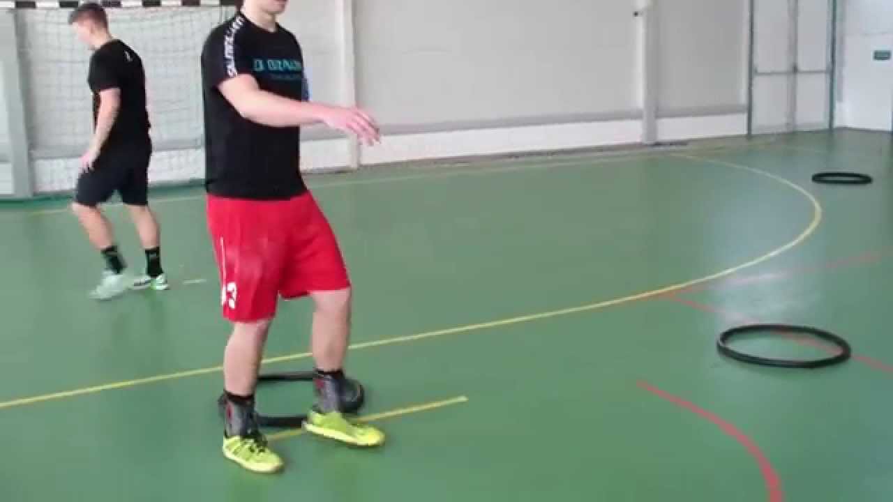 Be&aacute;ll&oacute; j&aacute;t&eacute;kos mozg&aacute;sa v&eacute;dővel 1