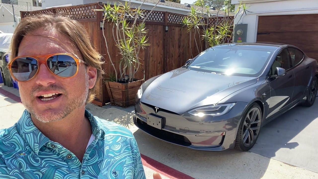First Look review of the new 2021 Tesla Model S Long Range By: IVT Yacht Sales, Inc in California