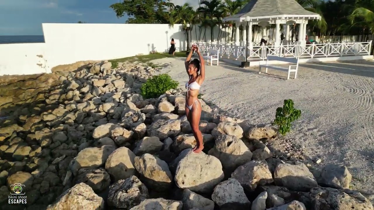 Tessa is wearing Venao swimwear on location in Jamaica with Bikini Shoot Escapes.