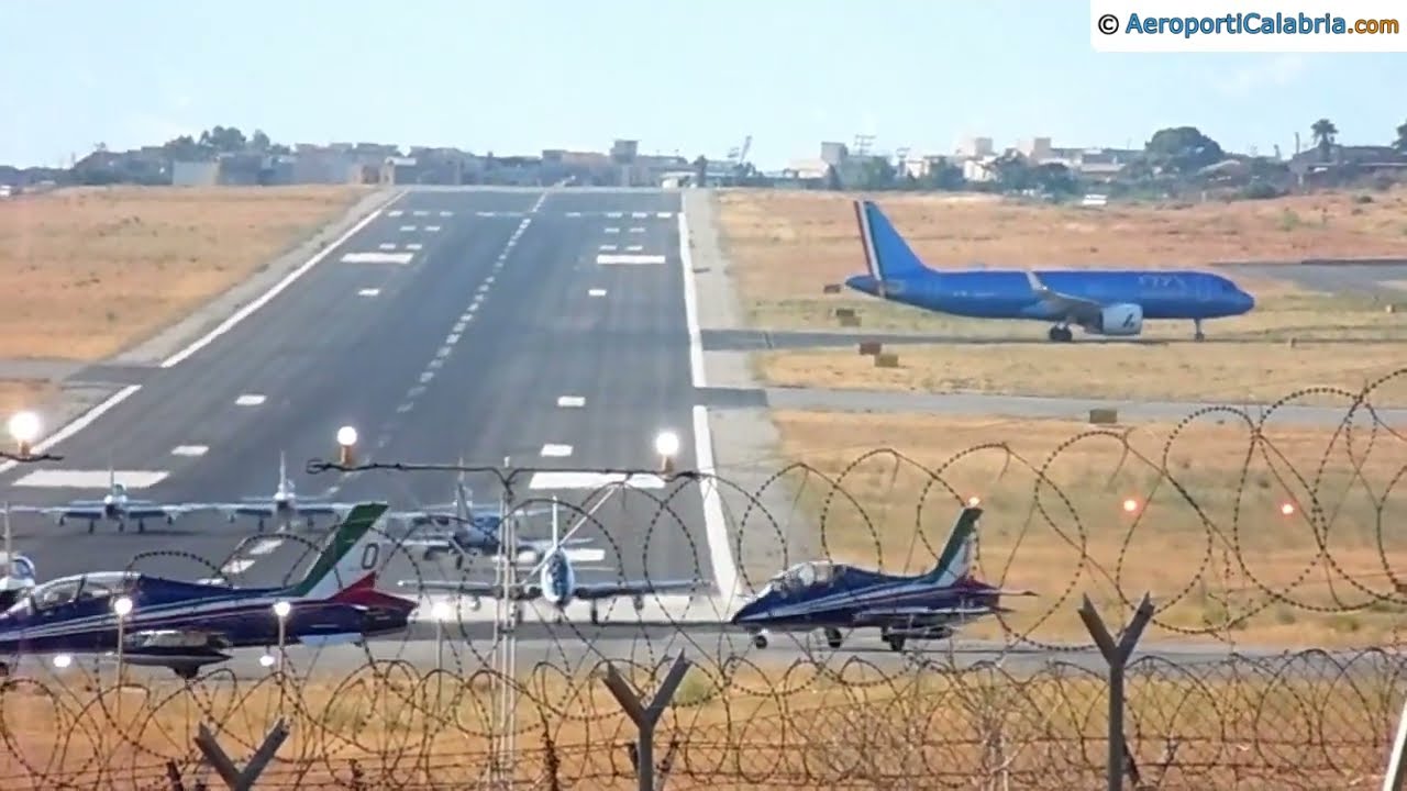 Aeroporto Reggio Calabria: video decollo e atterraggio Frecce Tricolori del 03/08/2025