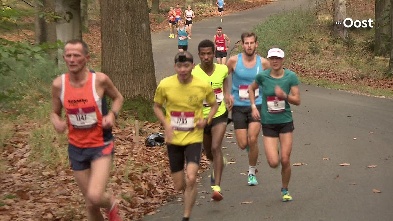 Rachel Klamer wint 10 kilometer bij Diepe Hel Holterbergloop