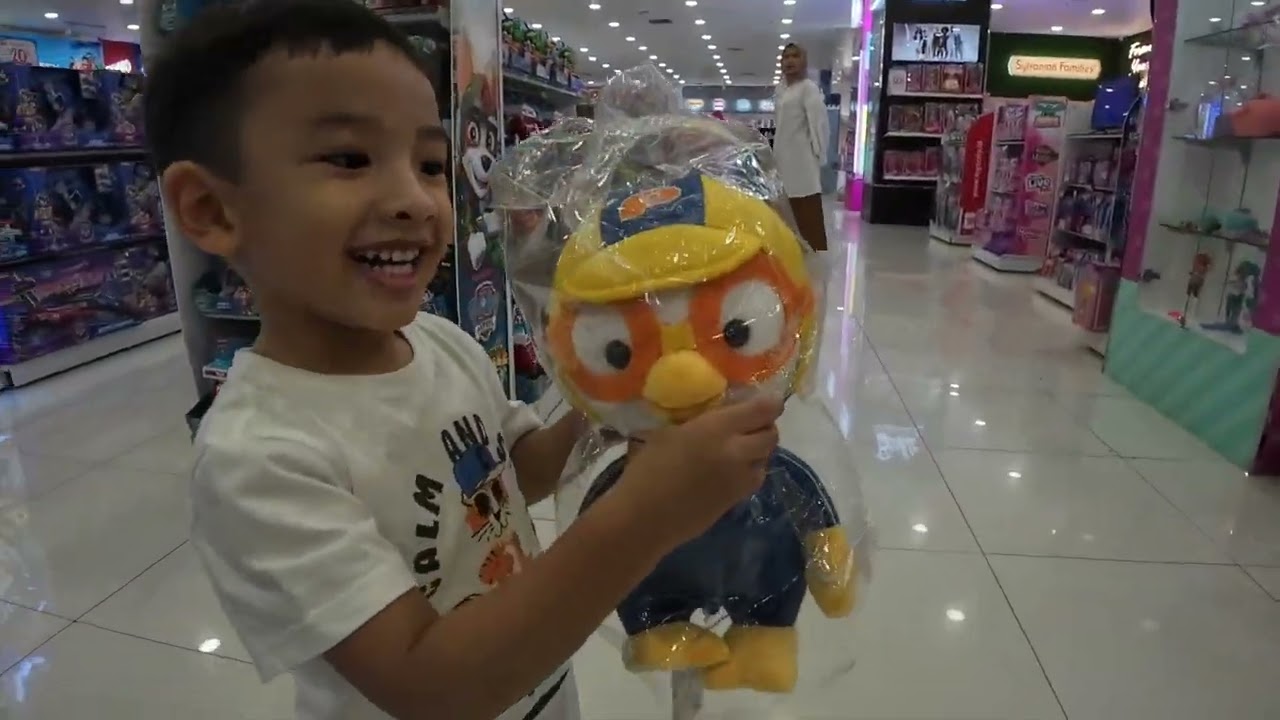 JALAN-JALAN KE PONDOK INDAH MALL