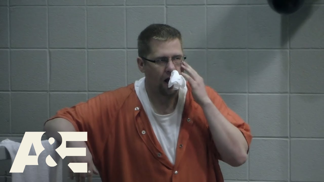 60 Days In: Jeff Gets Beat Up (Season 1 Flashback) | A&E