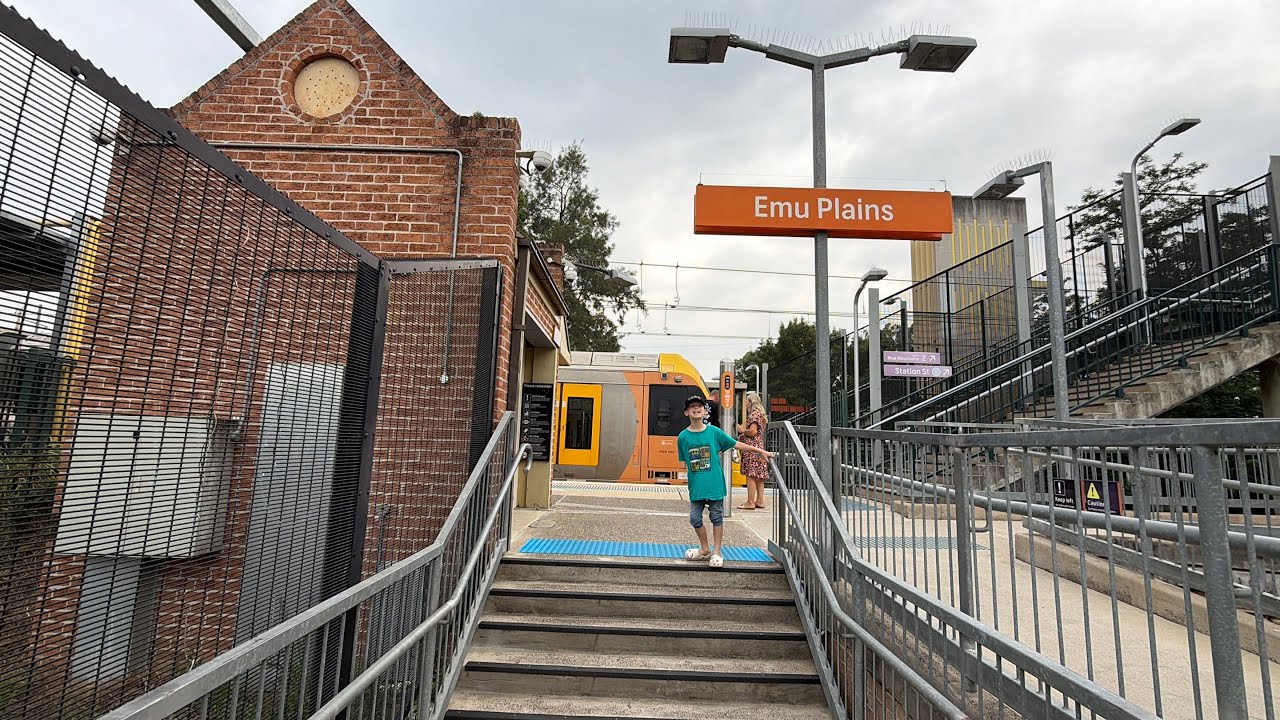Emu Plains Station