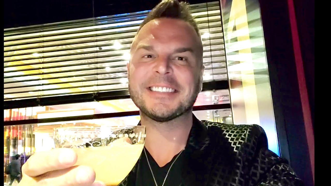 My Unbelievably Spectacular $300 Dinner at Joel Robuchon (L’Atelier) - MGM Grand 🤩