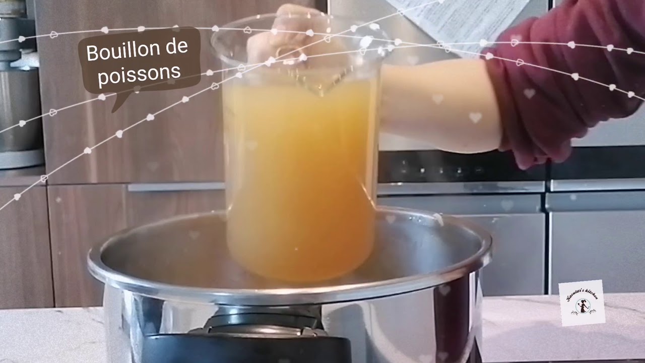 Soupe aux poissons.     حساء فواكه البحر