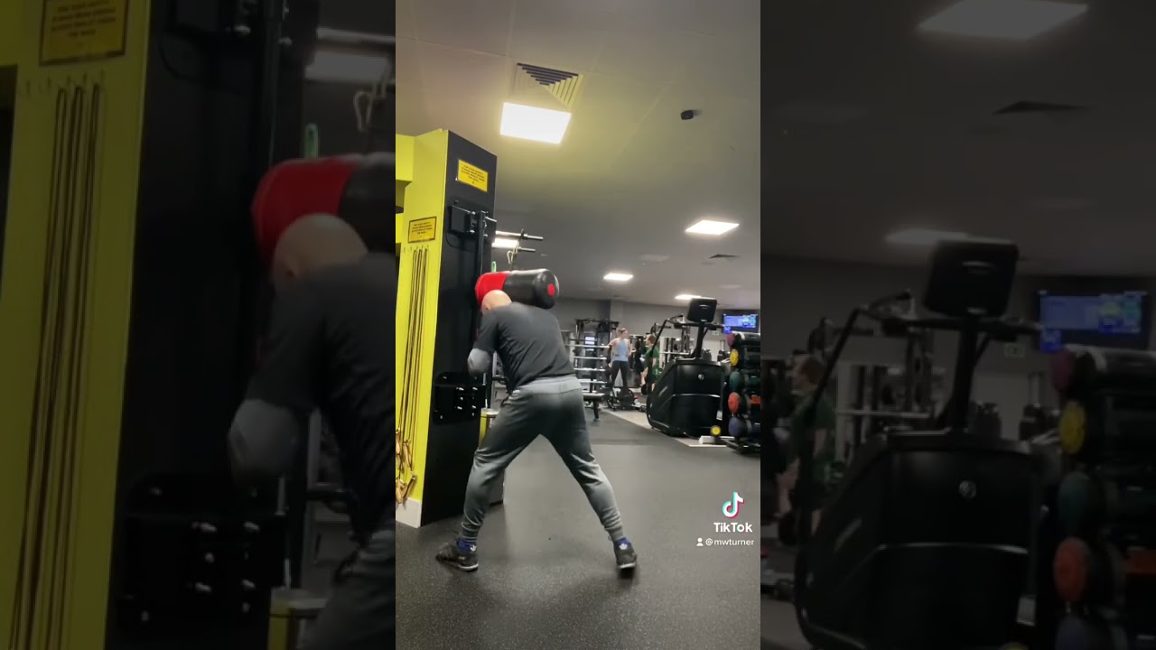 Boxing Training old Man
