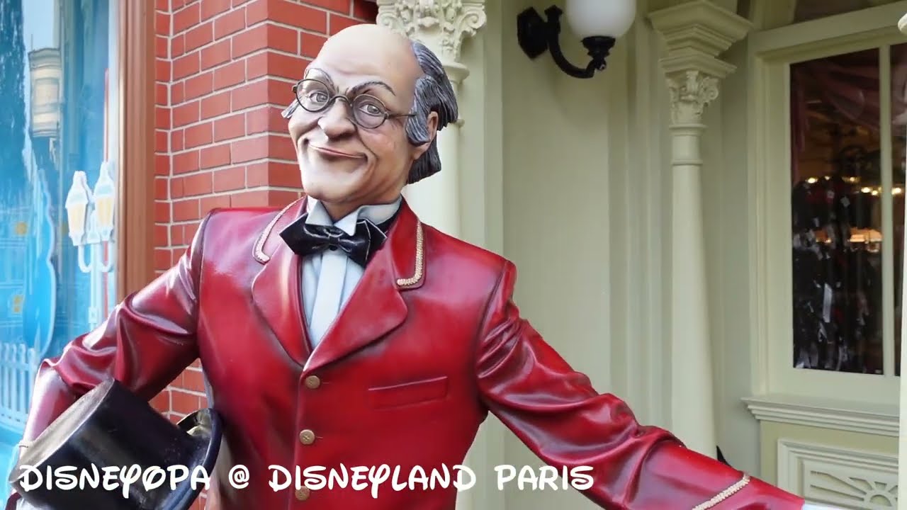 SHOP TOUR Disneyland Paris - Emporium Teil 2 - DisneyOpa