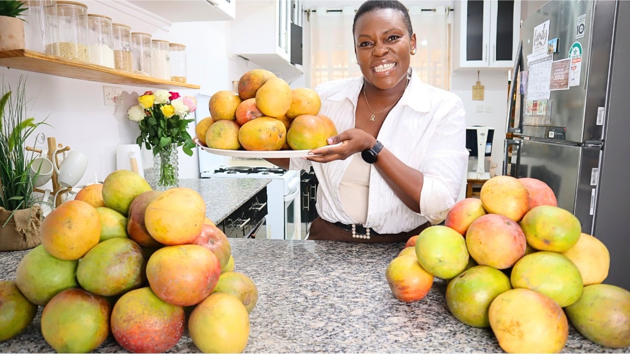 Stop Eating Mangoes Plain. Try These Instead