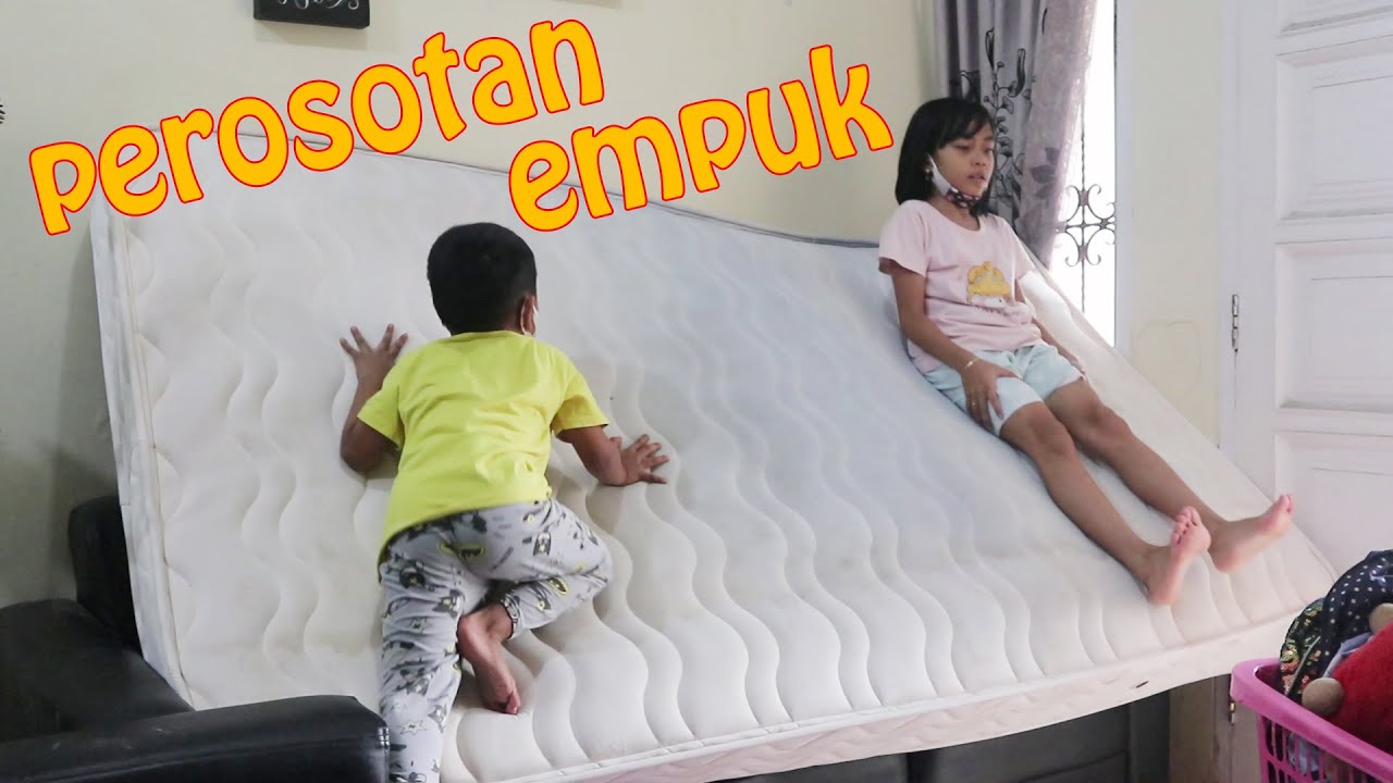 Apapun Bisa Jadi Mainan || Keseruan Saat Gotong Royong Beresin Rumah