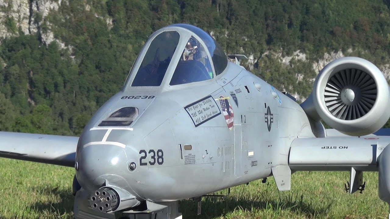 2x Warthog A-10 Thunderbolt RC Scale Turbine Model Jet flown in a beautiful Mountain Scenery Mollis