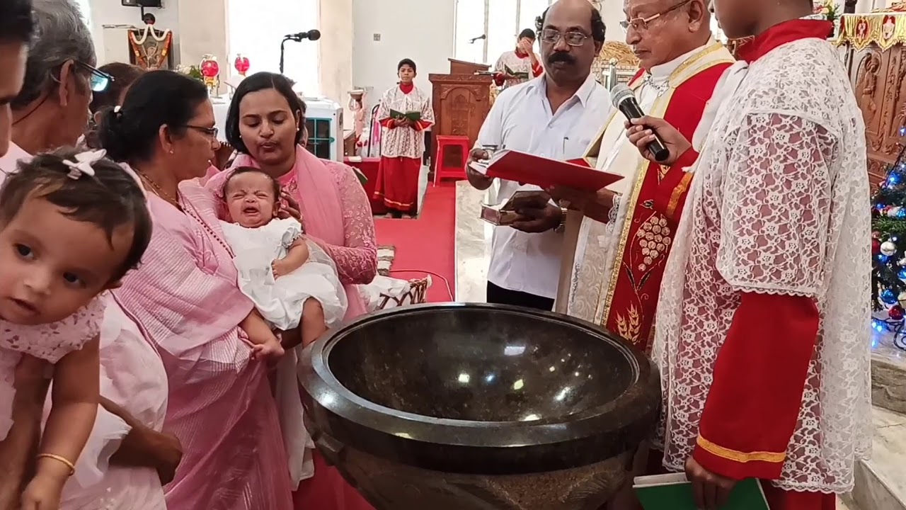 കേരളത്തിലെ ഒരു ക്രിസ്ത്യന്‍ മാമോദീസ കൂടാം, A Kerala Christian Baptism.
