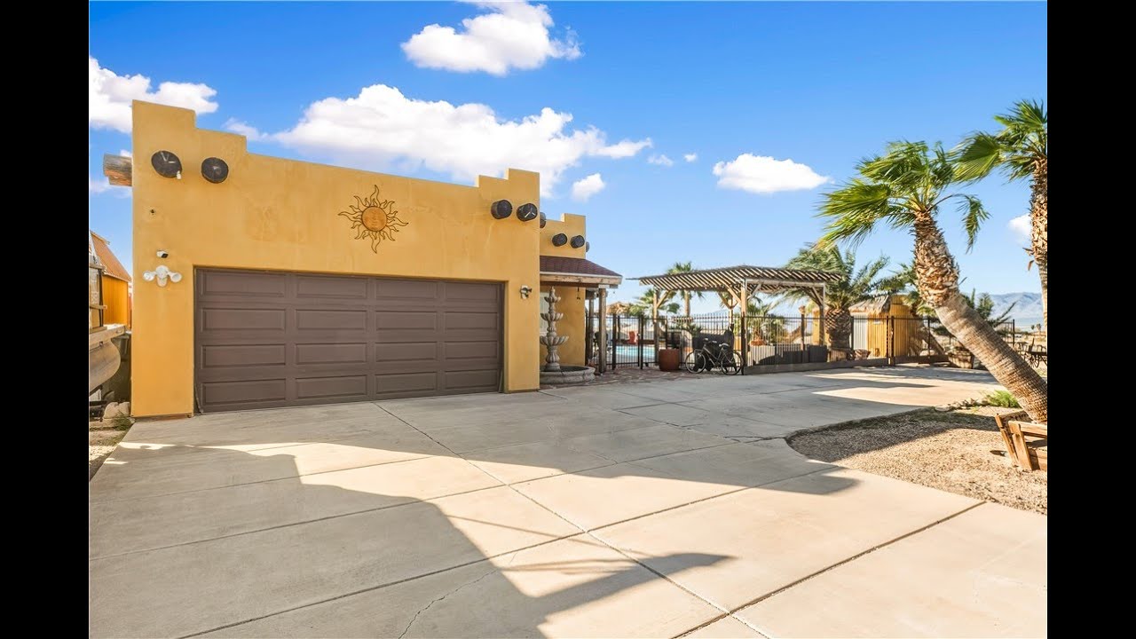 Residential for sale in Bullhead City, AZ - 2036 E Havasupai