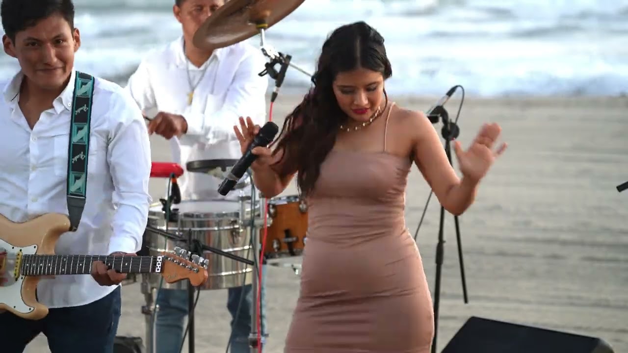 T&uacute; estas conmigo &middot; Impacto C (Live session)