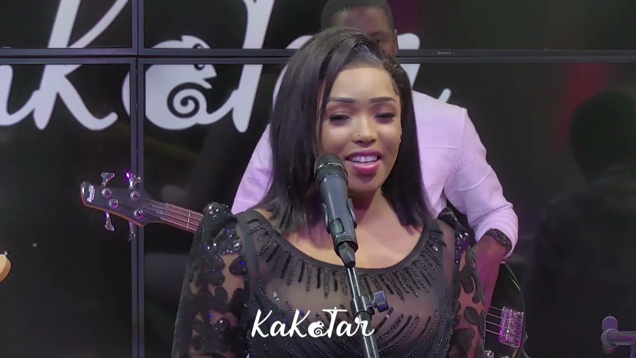 AICHA KONE - MOMY DE THIONE SECK (EMMISION KAKATAR)