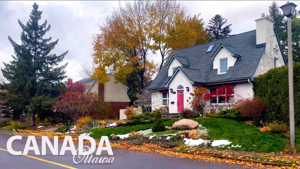 Autumn walk through McKellar Park neighbourhood | Nov. 2025, Ottawa | 4K
