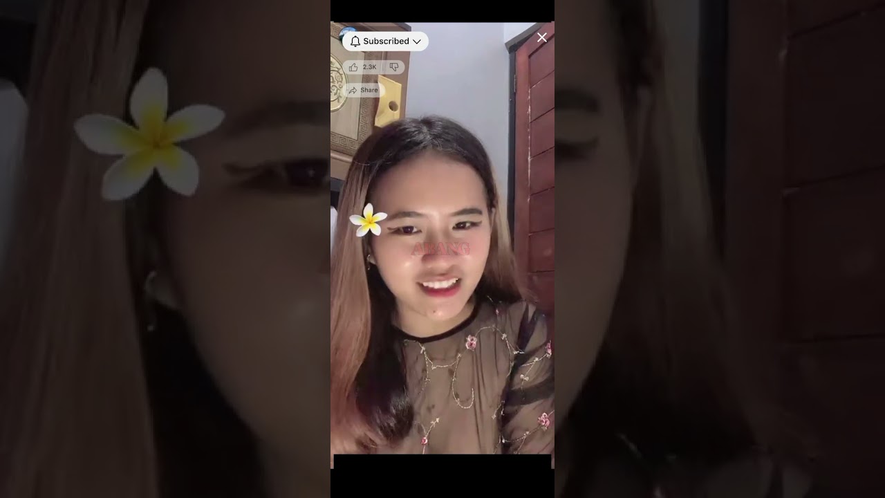 Transparan, follow follow aja dulu. 