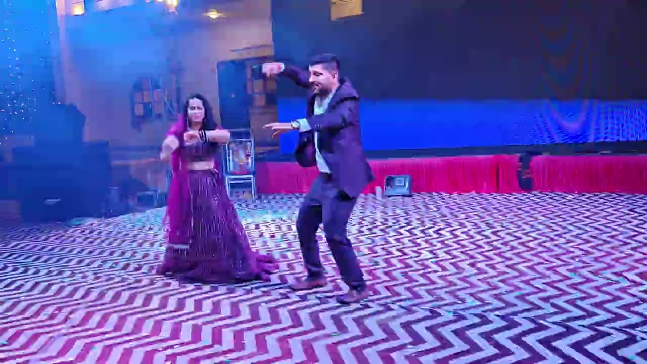 Couple dance  ( bhaiya &bhabhi dance in sister wedding) #dance #couple 