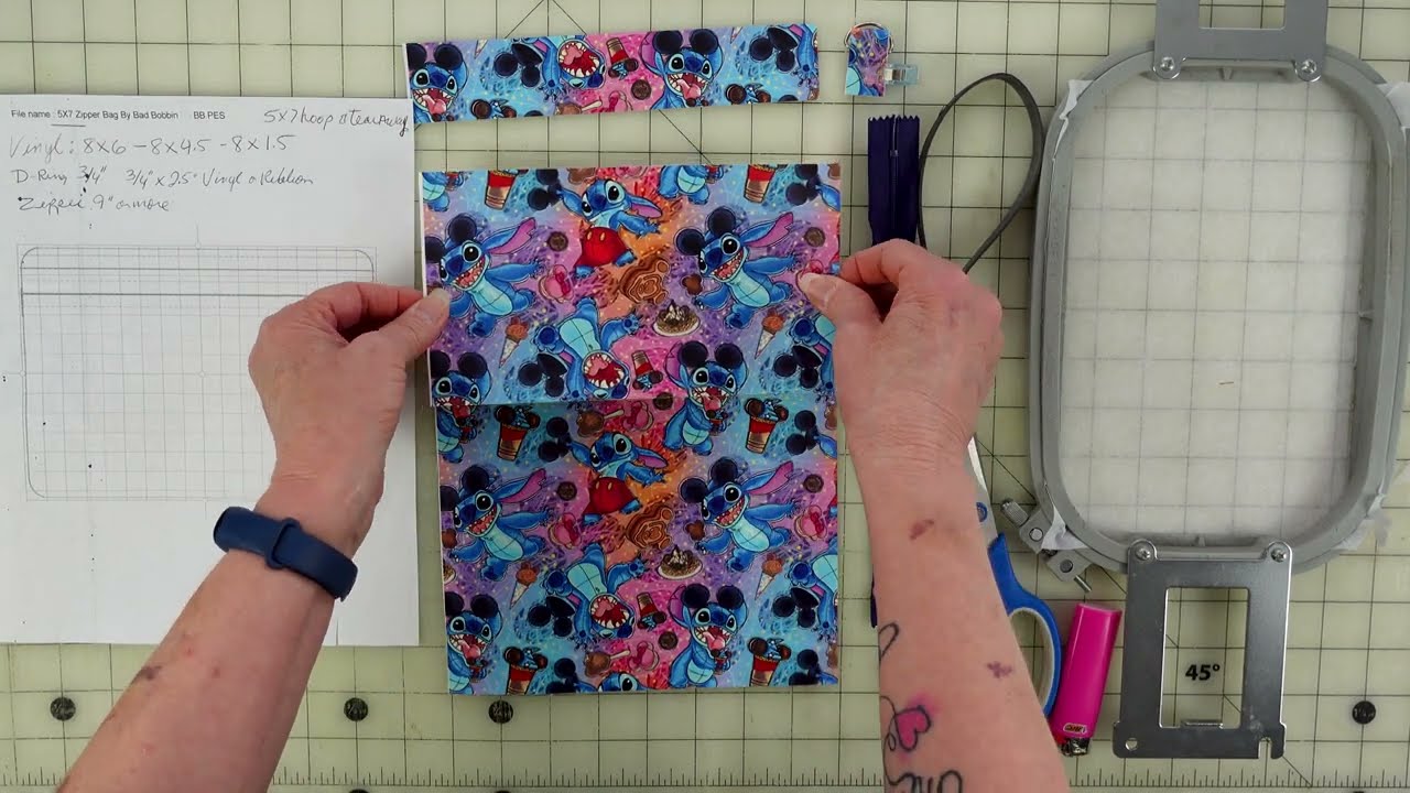 How to Make the ITH 5X7 Zipper Bag by Bad Bobbin