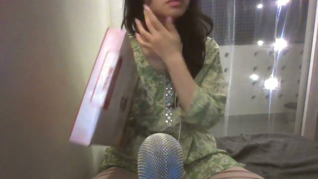 Slow to fast and fast to slow tapping, mouth and sticky sounds, visual and cloth ASMR + more