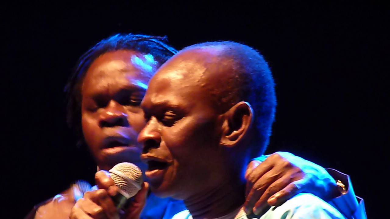 Baaba Maal & Mansour Seck - Bristol Colston Hall encore - January 2016