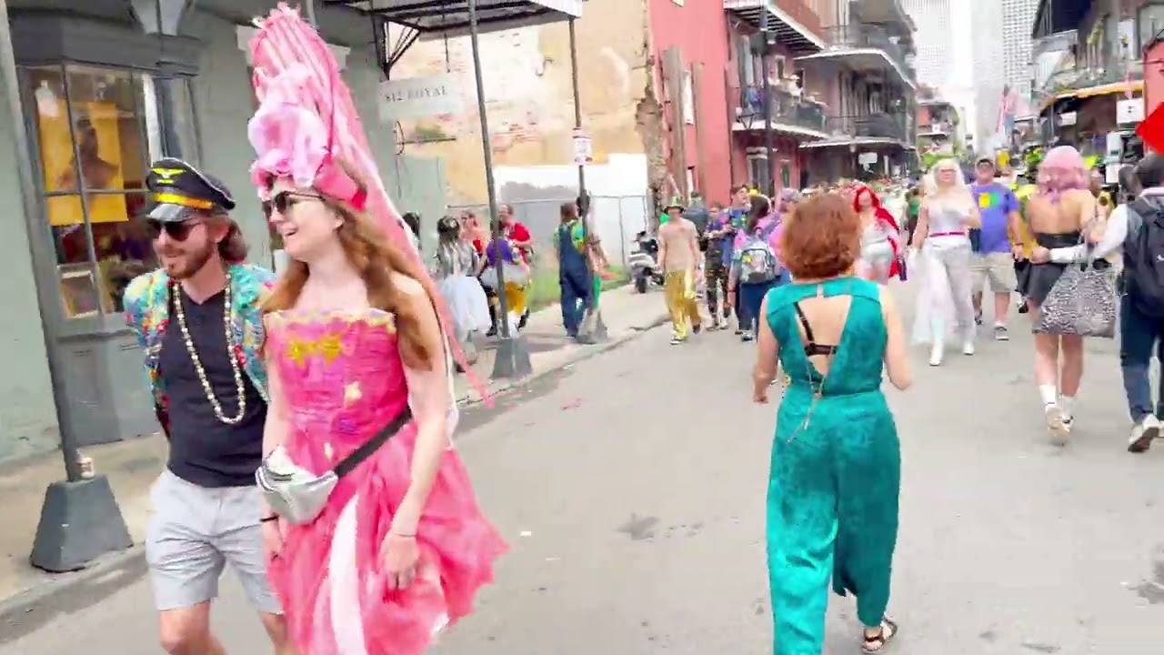 Mardi Gras Day in the French Quarter [un-cut version]
