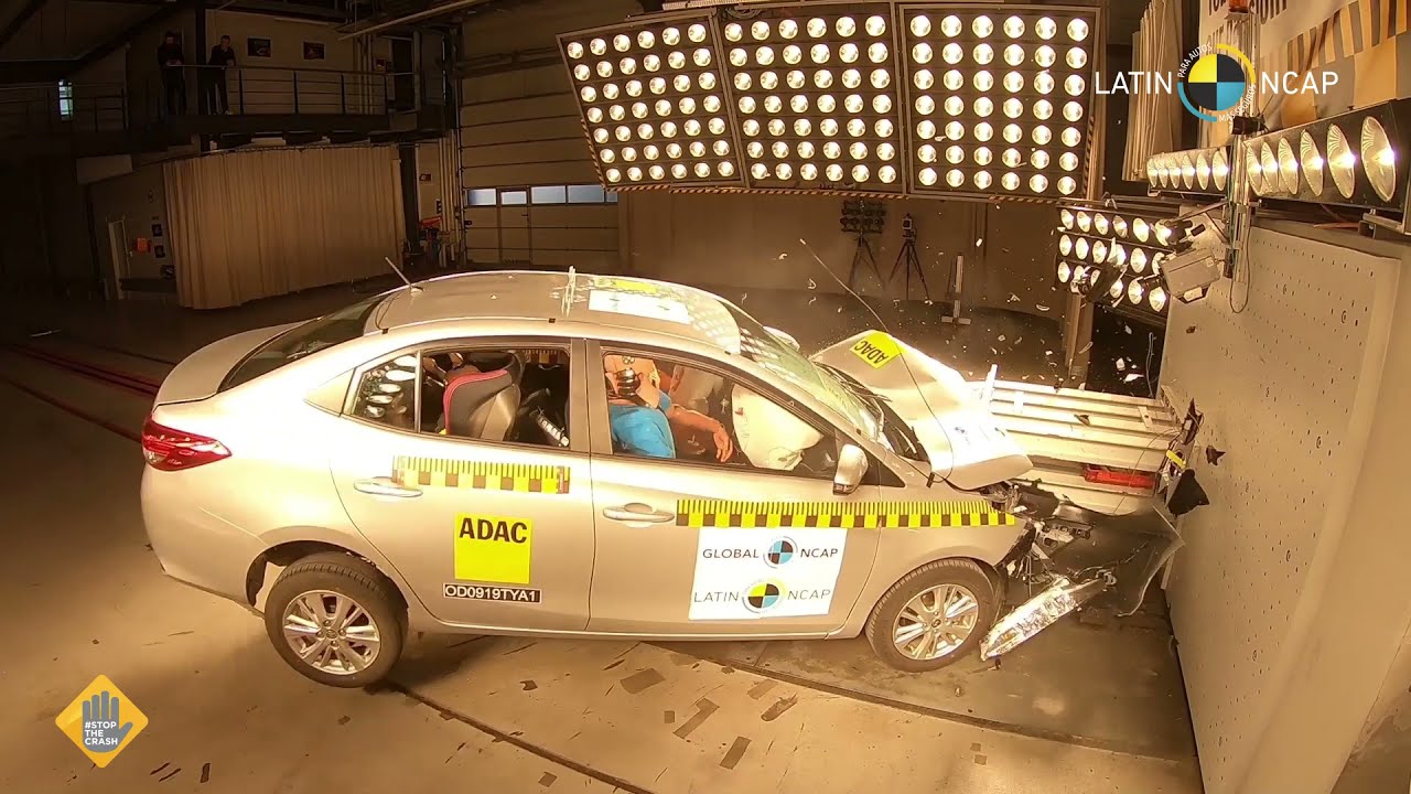 Toyota Yaris + 2 Airbags