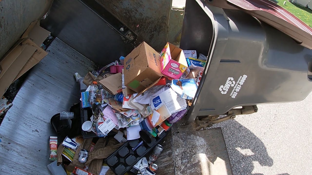 Garbage Truck Hopper POV: Freightliner New Way Rear Loader Packing Recycle 