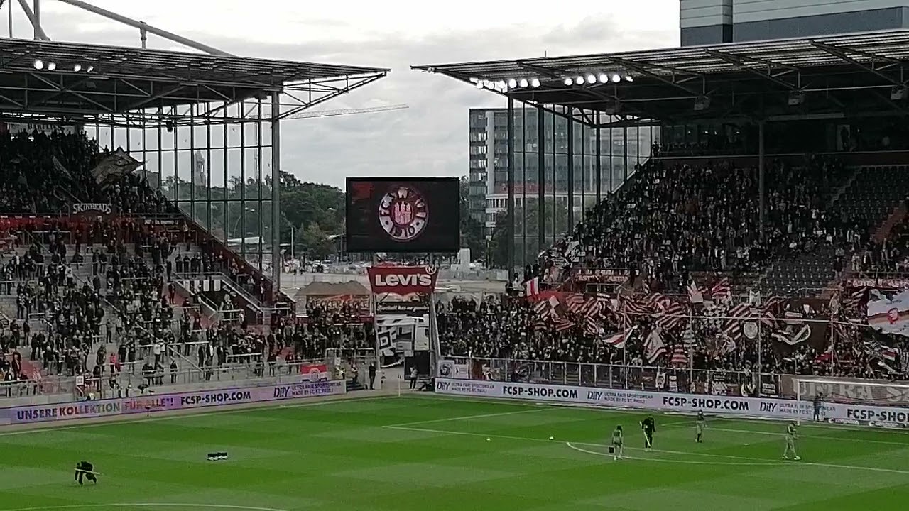 Das Herz von St.Pauli. 19.09.2021 St.Pauli - FC Ingolstadt 4:1.
