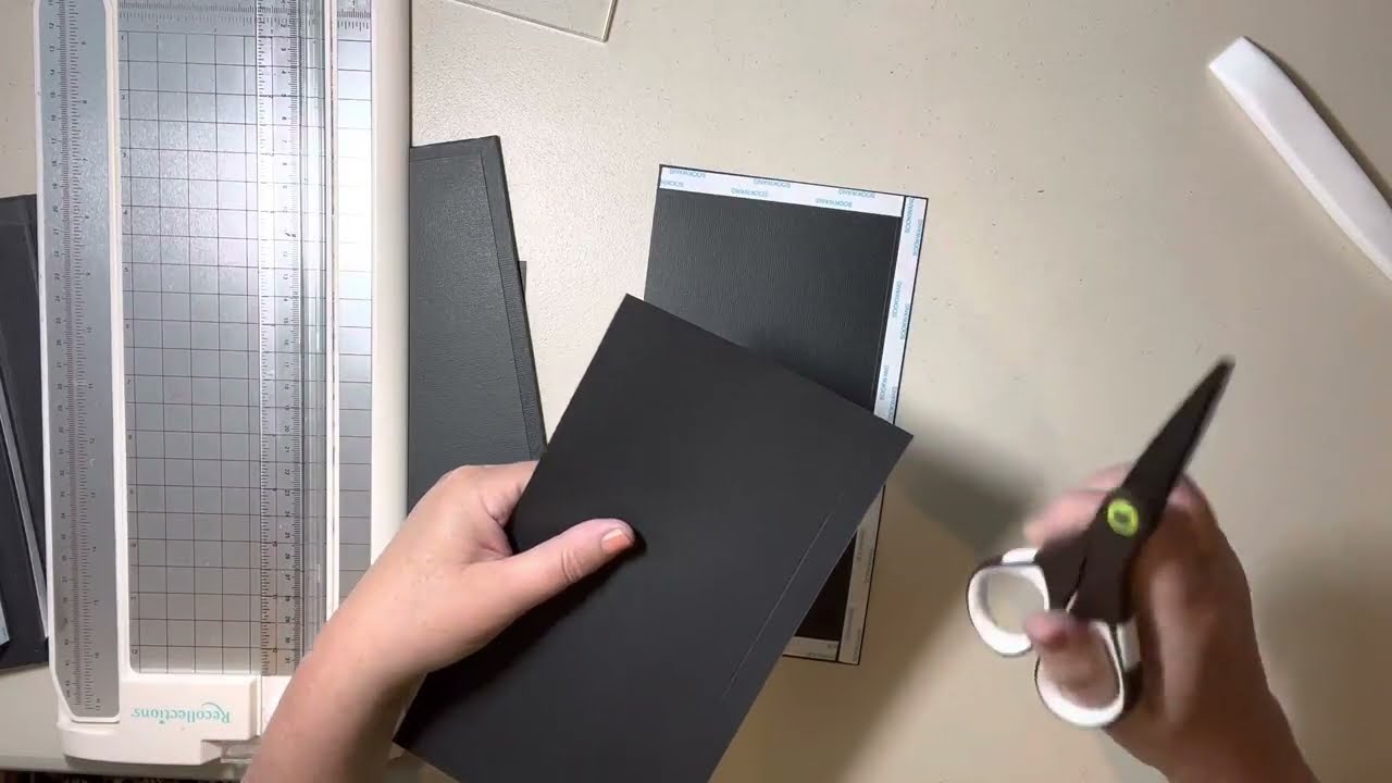 Savana Album finishing the Base and making the pocket pages