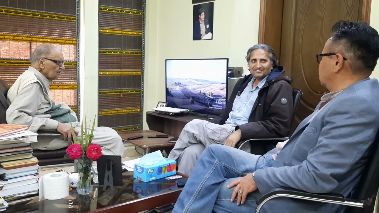 Ali Akbar Natiq with Zafar Iqbal