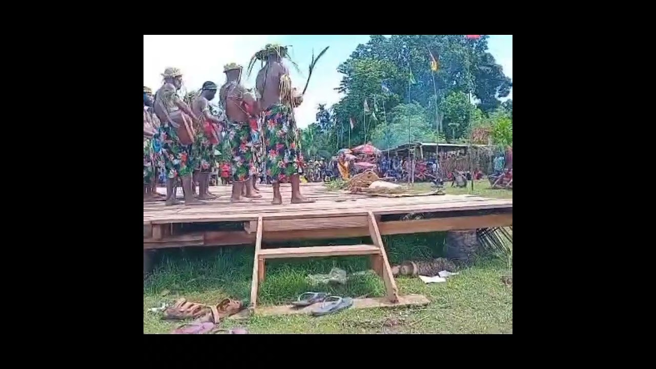 Kulubob Sounders Stringband of Kavailo Village, Karkar Island, Madang Province, Papua New Guinea 🇵🇬
