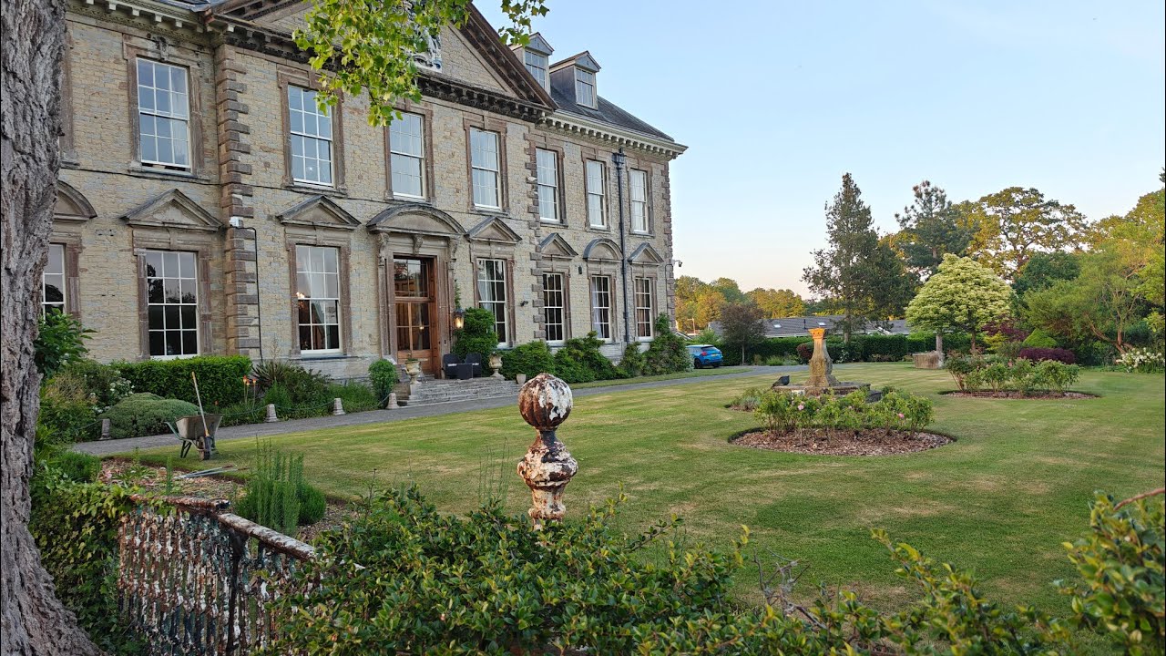 Wootton Hall crown green bowling club. May 2025