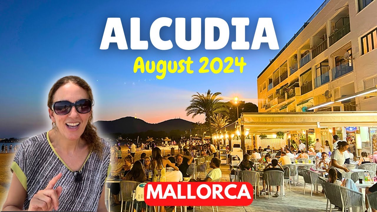 AS BUSY AS IT GETS, Alcudia Port, Mallorca, Spain