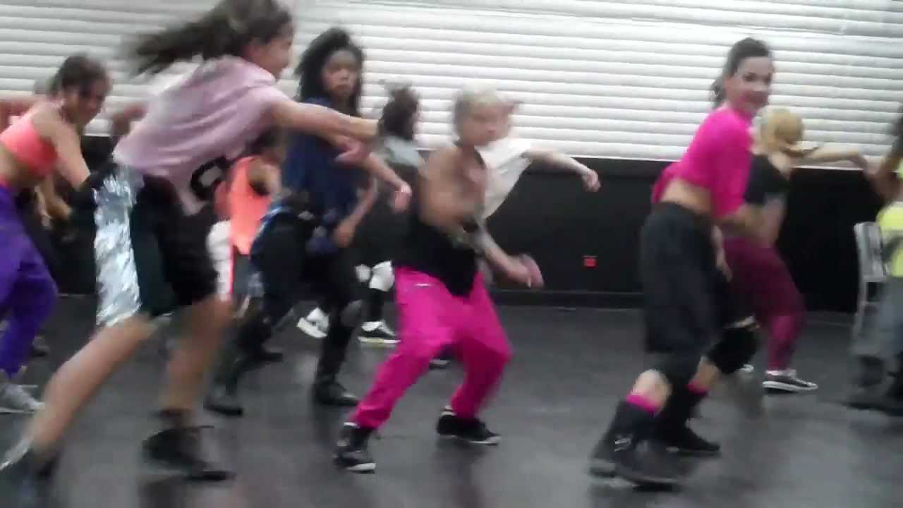 VMA's rehearsal...Britney Spears Tribute