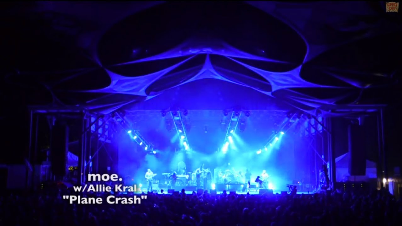 SUMMER CAMP SESSIONS: moe. performs 