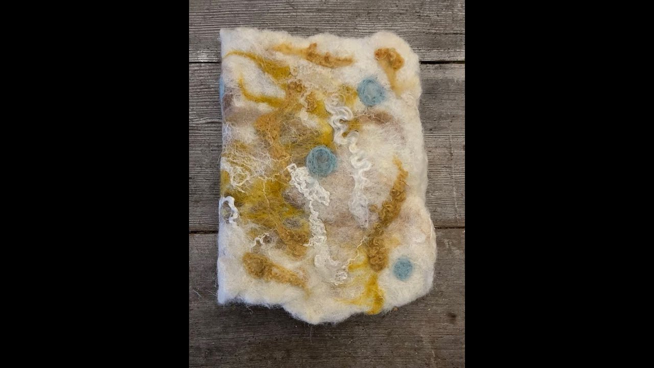 Create A Journal Cover Using Wet Felting Techniques - Tutorial #junkjournalcover #wetfelting