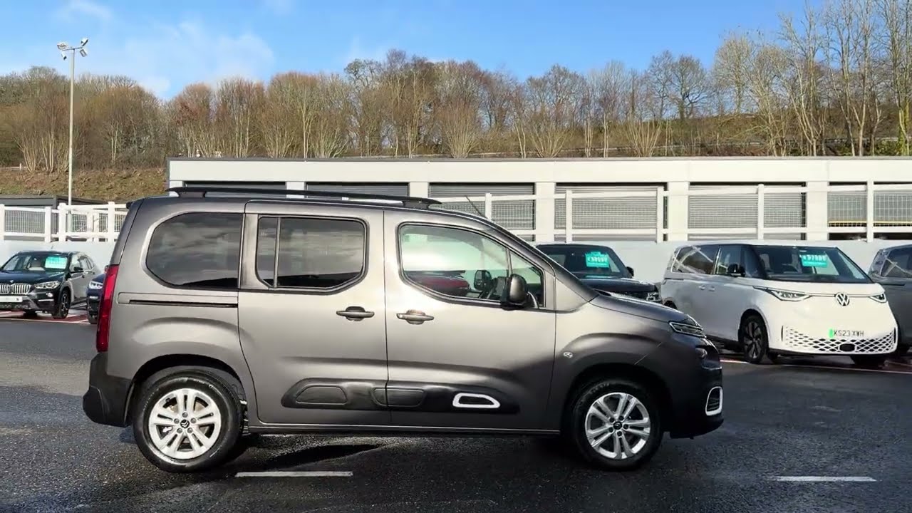Citroen Berlingo 1.2 PureTech Flair M MPV Petrol EAT Auto low miles Grey for sale at Castle Motors