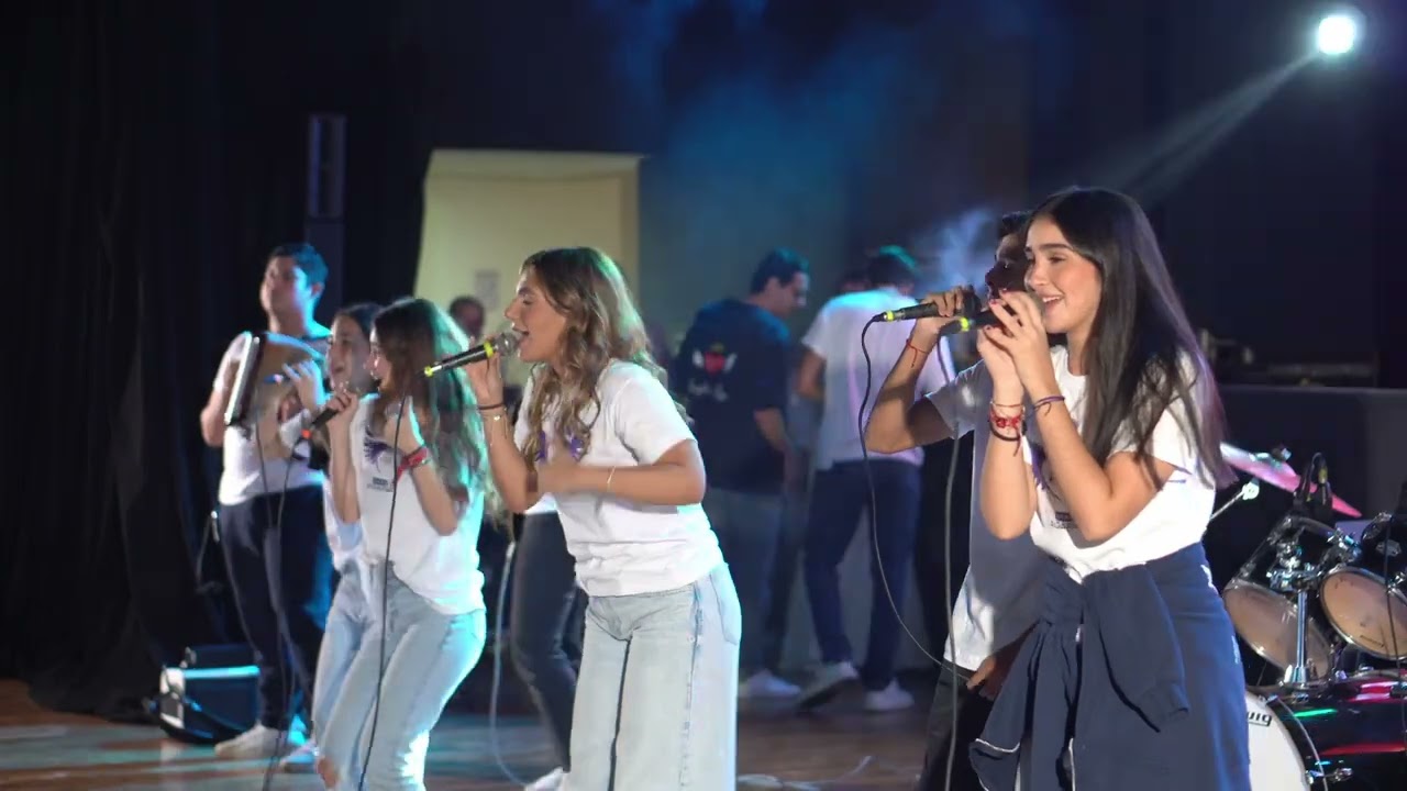 AGAPEMUSIC BAQ - Vivo Enamorado (presentaci&oacute;n jumbo country club)