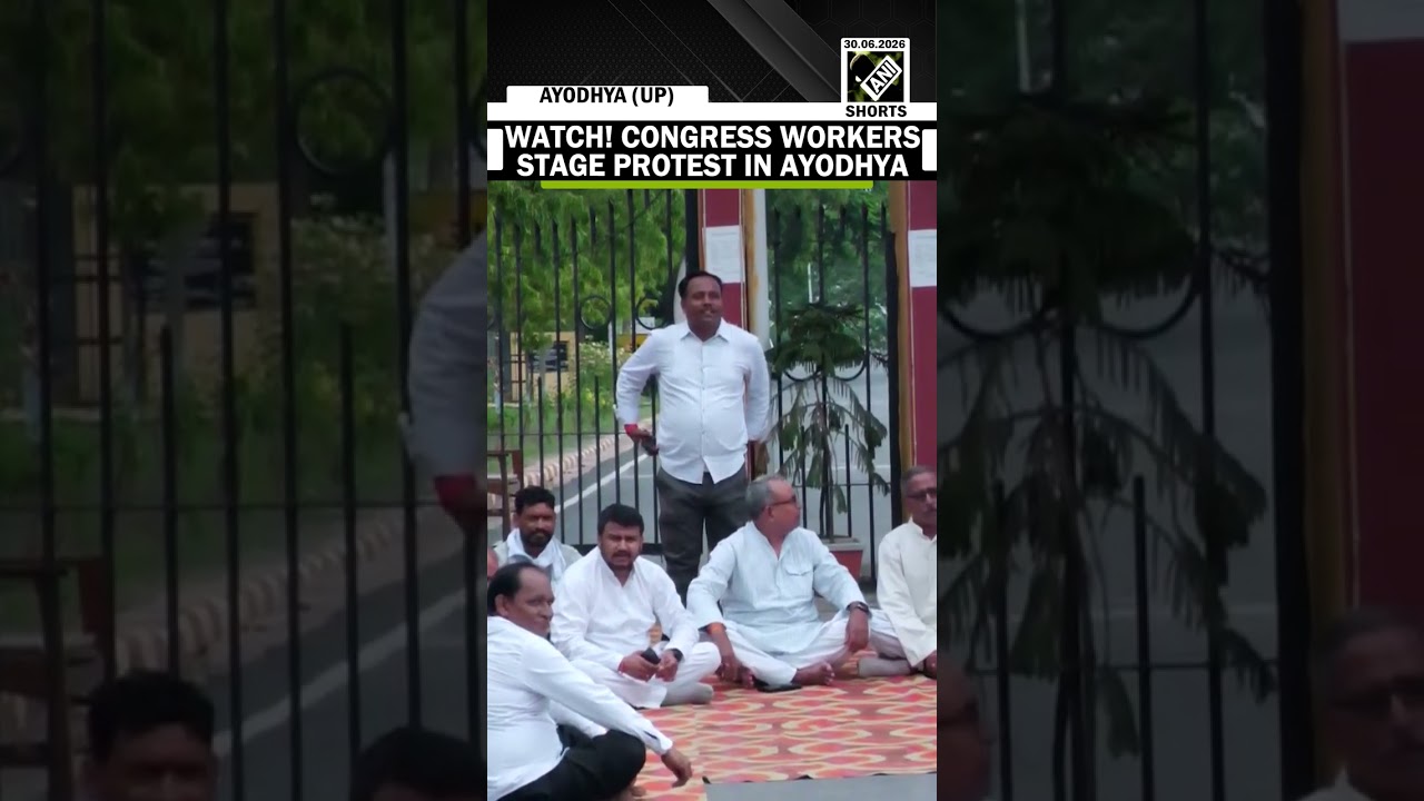 Congress workers protest in Ayodhya after State Congress chief Ajay Rai placed under &ldquo;House Arrest&rdquo;