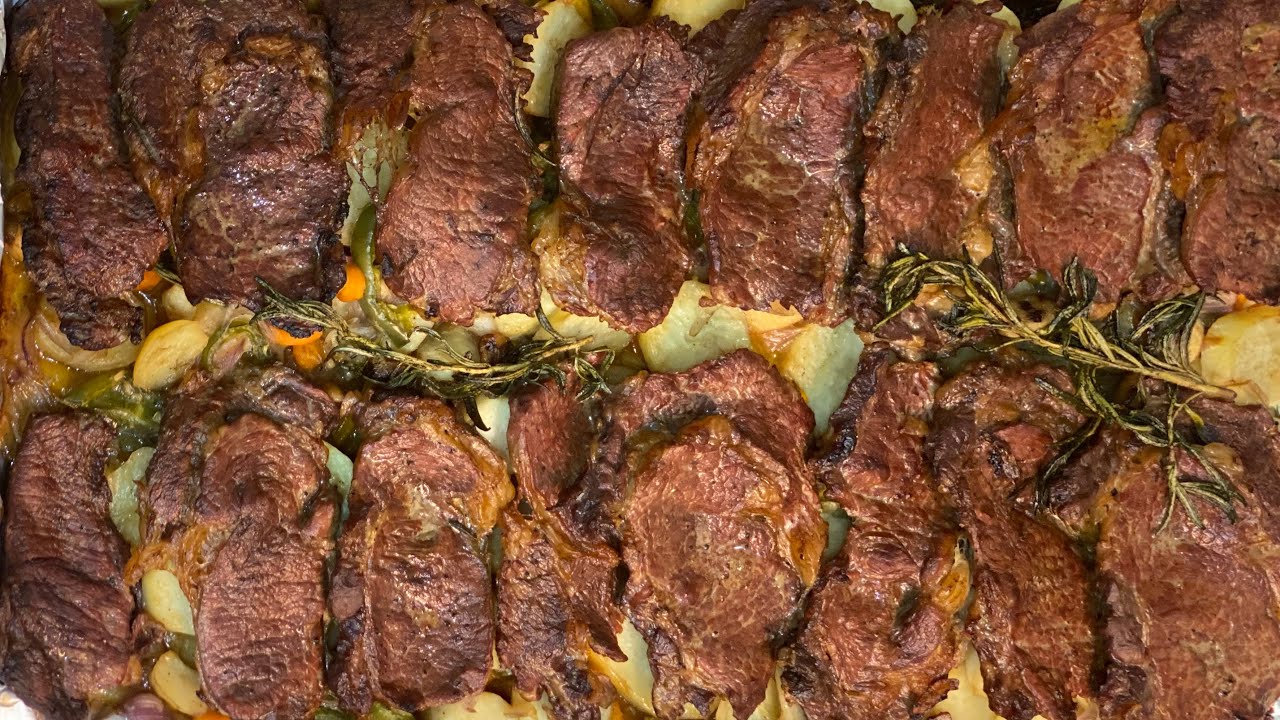 صينية لحمة انتركوت بالبطاطس طعمها حكايه / لطفي في المطبخ