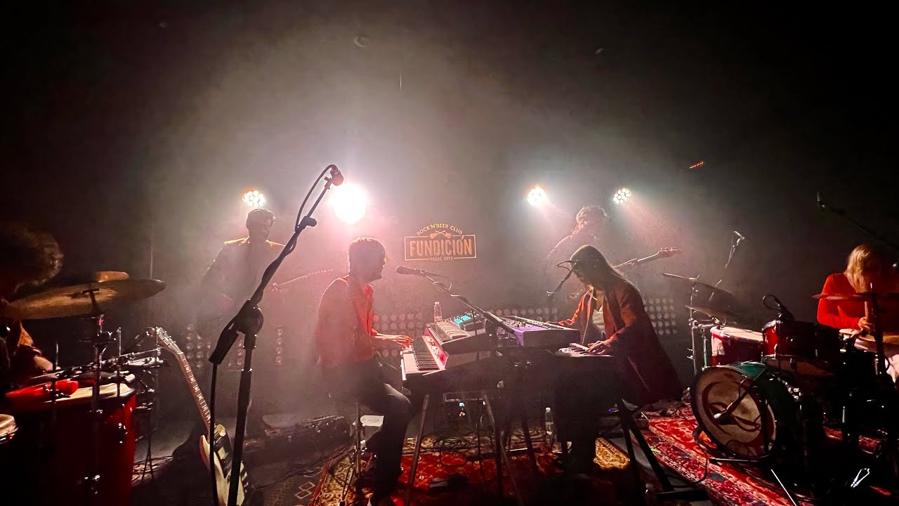 RUFUS T. FIREFLY - Selene (Logroño - Fundición) 2022-11-18