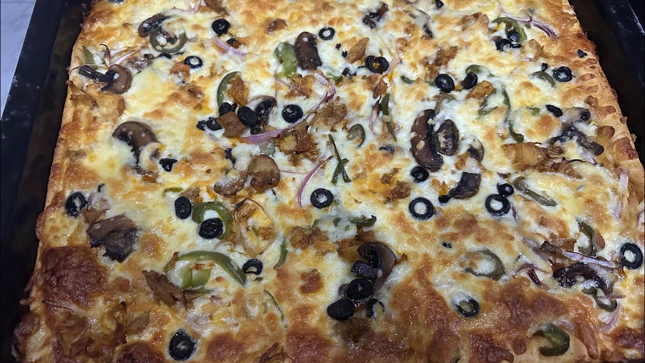 how to make pizza at home | pizza recipe | pizza sauce recipe | pizza dough recipe 🍕