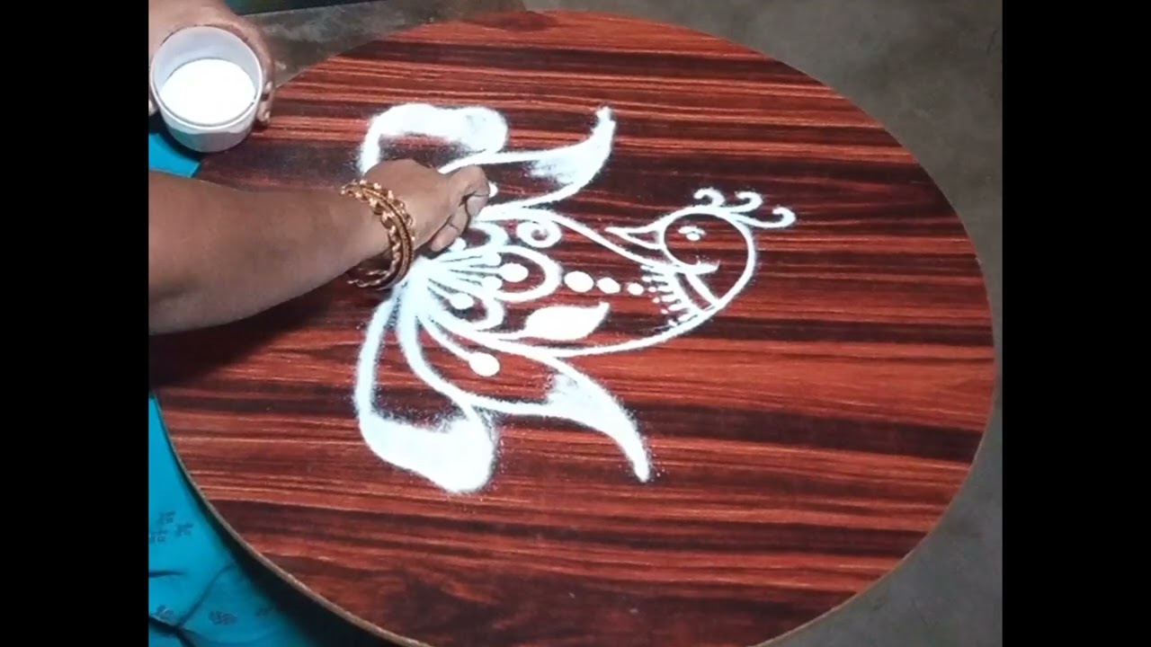 Beautiful Rangoli Design//Easy & Simple Free hand Rangoli Design//Azhagu Azhagu Kolam.